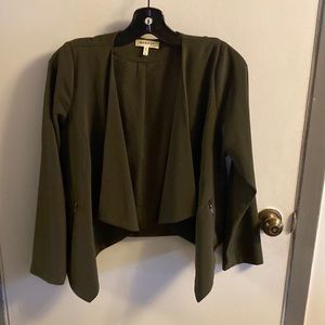 Ladies cropped jacket with zippers